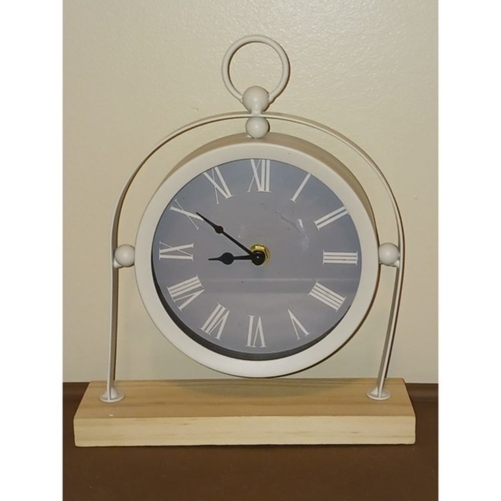 Round Clock Roman Numeral On Wood With White Metal Frame Desk Clock Tested‎